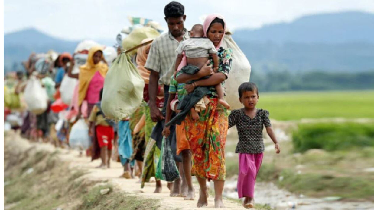 বাংলাদেশে ঢুকে পড়েছে অন্তত ৫০০ রোহিঙ্গা নাগরিক