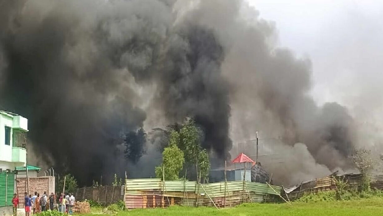 বেক্সিমকো গ্রুপের পোশাক কারখানায় আগুন