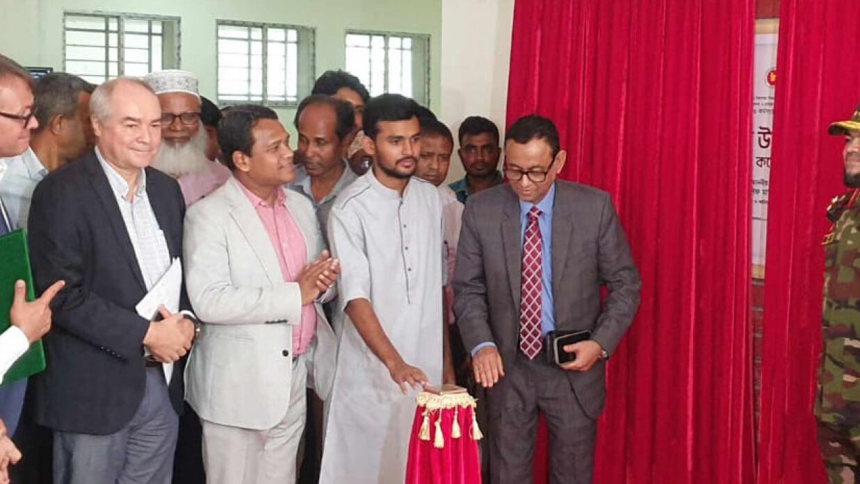 উপদেষ্টা আসিফ মাহমুদ 