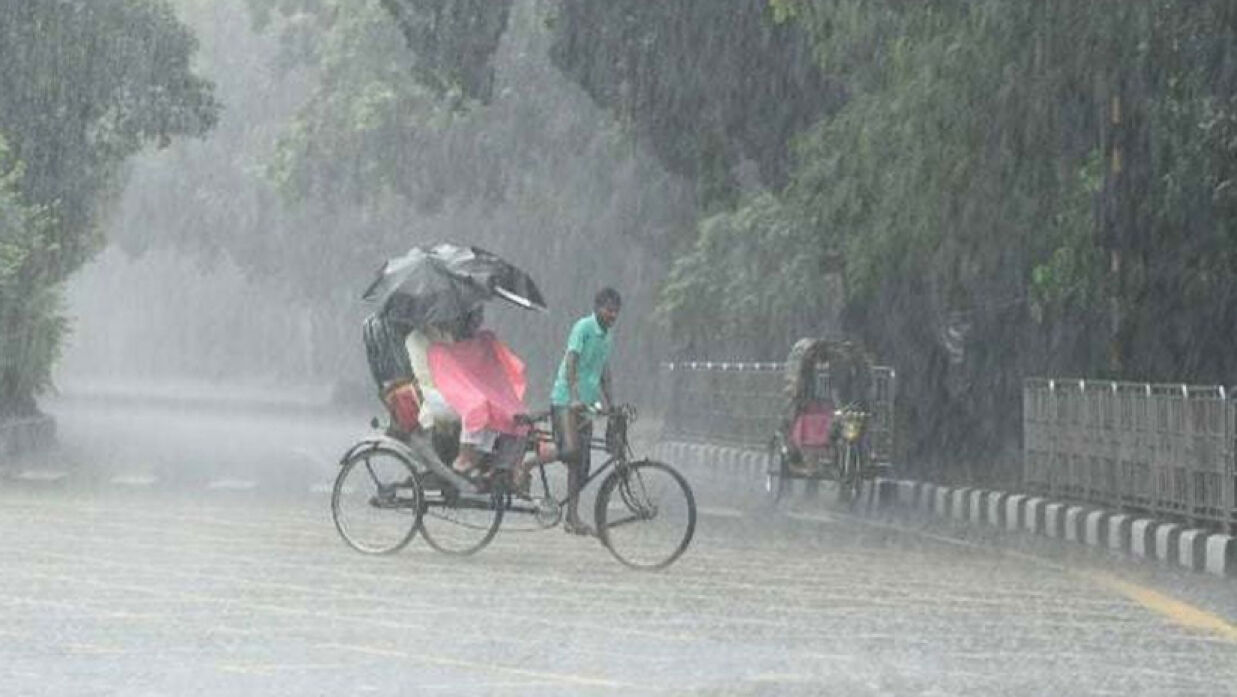 ঝোড়ো হাওয়াসহ বজ্রবৃষ্টির আভাস