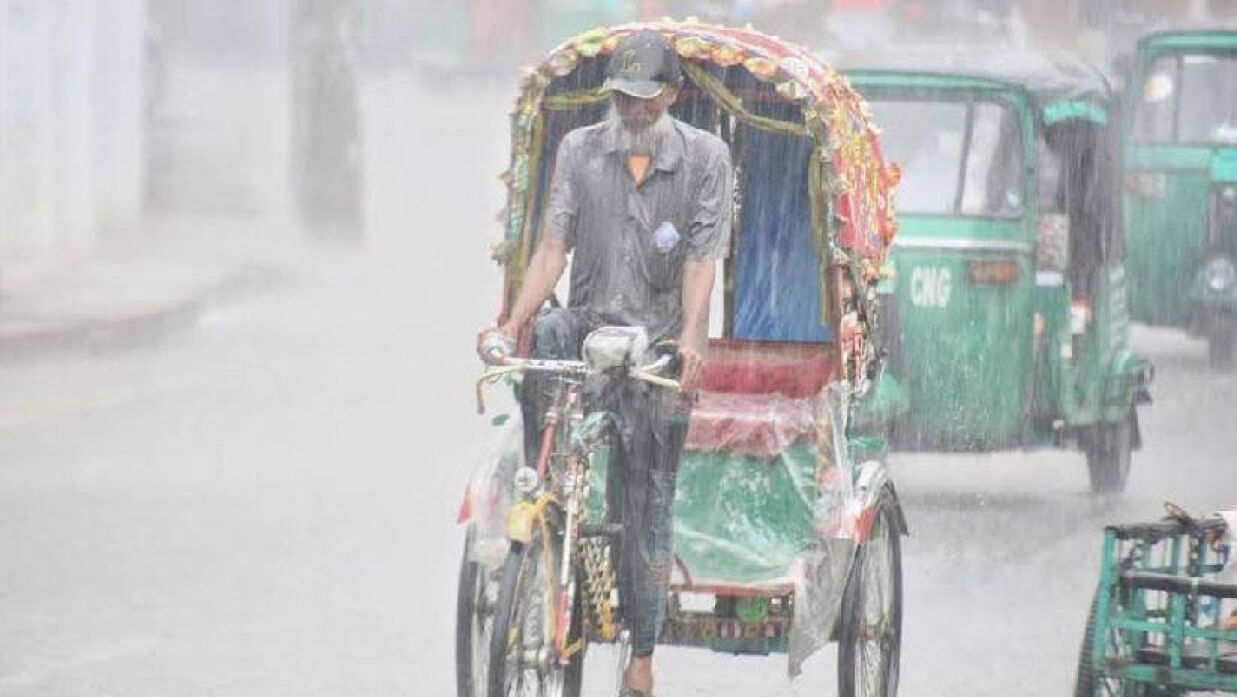 ভারী বর্ষণের পূর্বাভাস