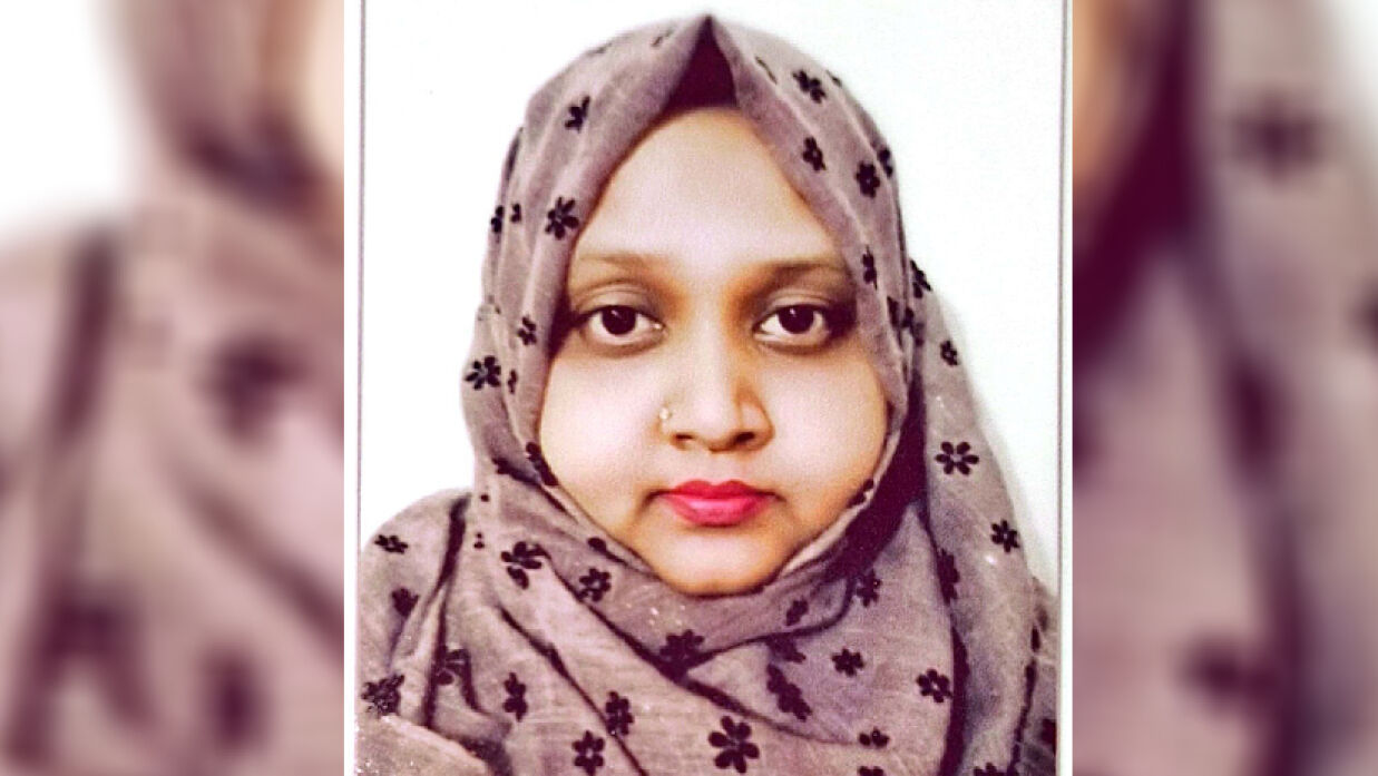 বসুরহাট পৌরসভার ৮ নম্বর ওয়ার্ডের বসুরহাট এস.এম সরকারি প্রাথমিক বিদ্যালয়ের প্রধান শিক্ষিকা উম্মে কুলসুম সাথী