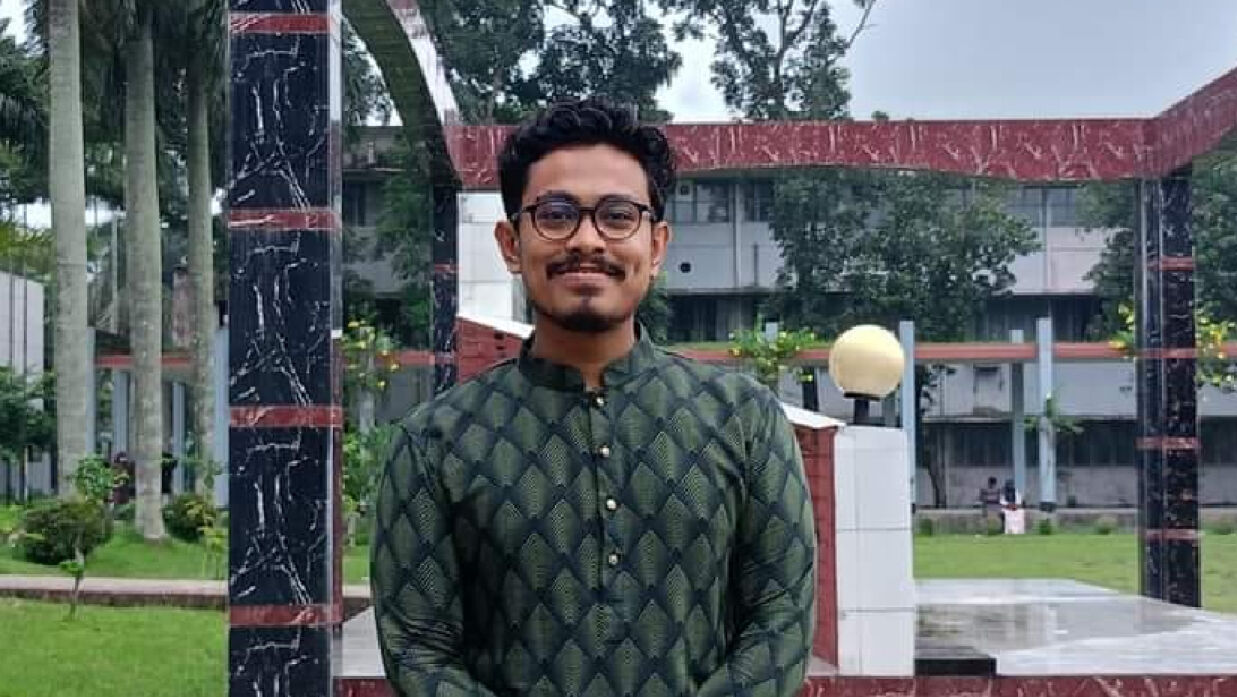 ঢাকা বিশ্ববিদ্যালয় (ঢাবি) শিবিরের সভাপতি সাদিক কায়েম