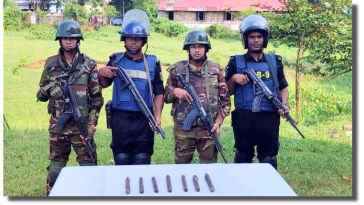 যৌথ বাহিনীর অভিযানে ৭টি ভারতীয় বিস্ফোরক উদ্ধার