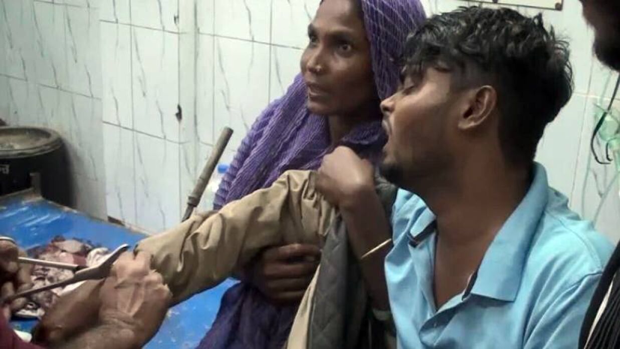 সংঘর্ষে গুলি ও টেটাবিদ্ধসহ আহত হয়েছেন অন্তত ৫০ জন