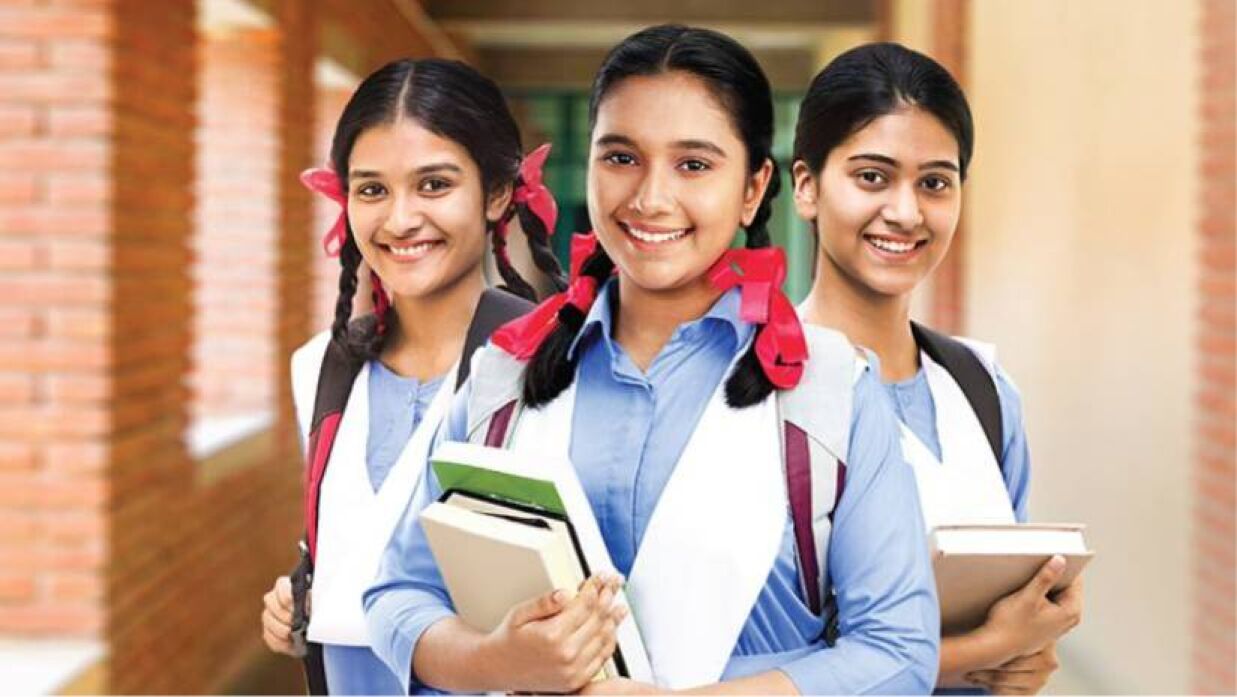 এইচএসসি ও স্নাতক পড়ুয়াদের শিক্ষাবৃত্তি দিচ্ছে সোনালী ব্যাংক পিএলসি