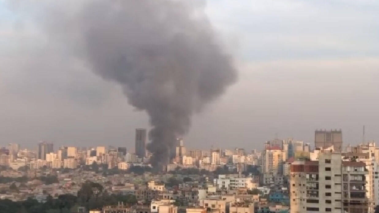 রাজধানীর কড়াইল বস্তিতে আগুন