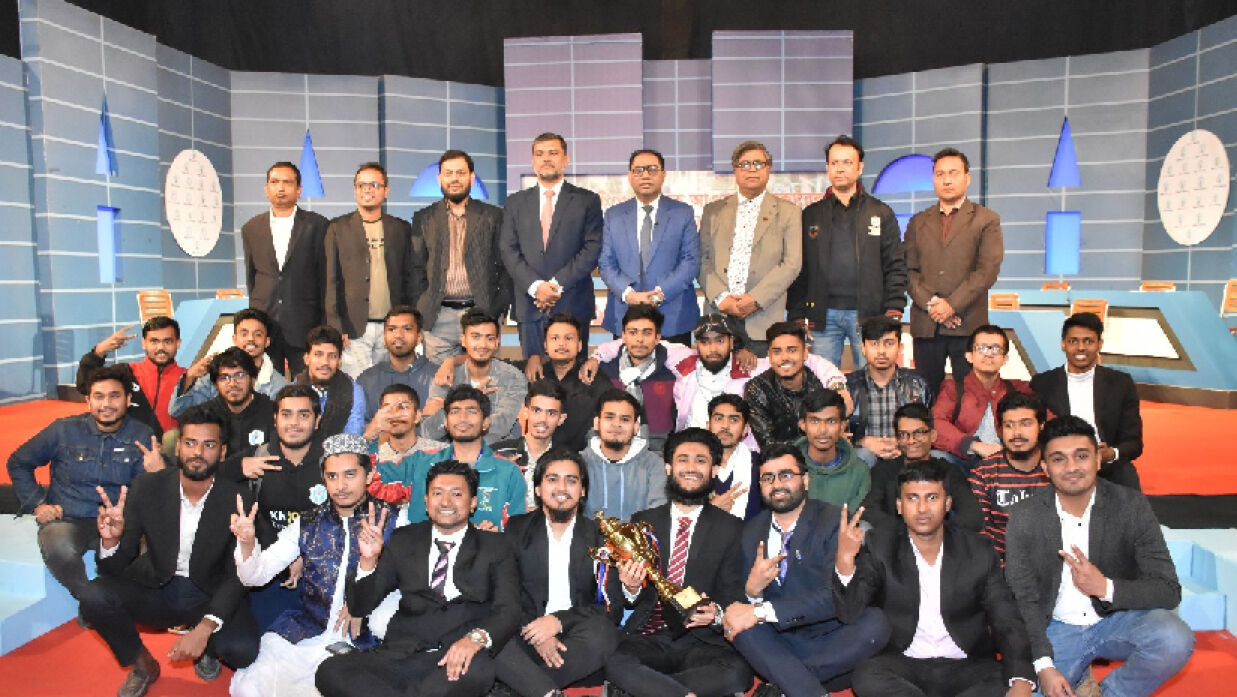 ঢাকা কলেজের বিতর্ক দল