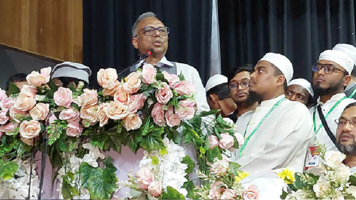 দৈনিক আমার দেশ সম্পাদক মাহমুদুর রহমান