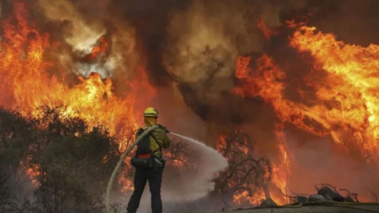 ক্যালিফোর্নিয়ার দাবানল