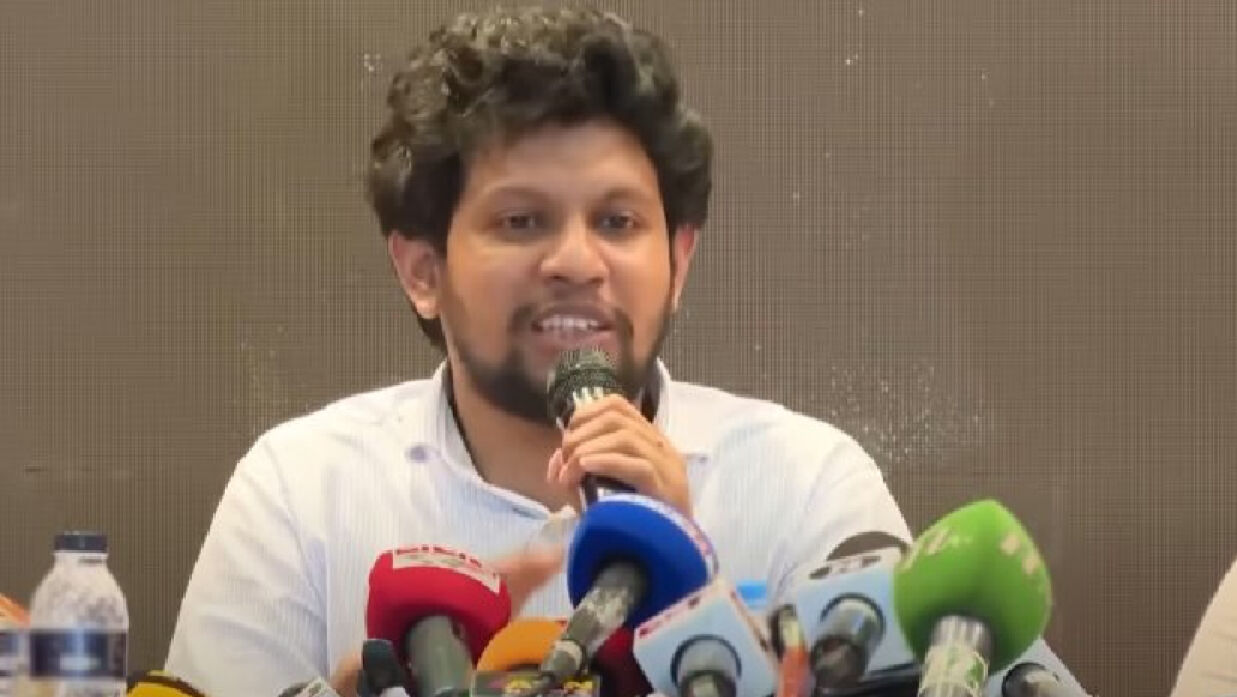 উপদেষ্টা মাহফুজ আলম