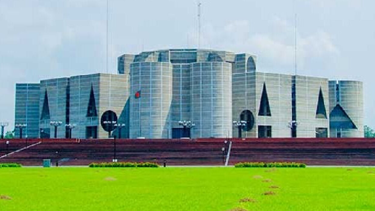 সংসদ নির্বাচনে প্রার্থীর বয়স সর্বনিম্ন ২১ করার সুপারিশ