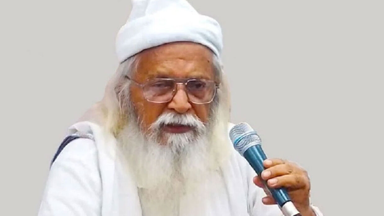 গণ-অভ্যুত্থানের ঘোষণাপত্র ছাড়া অন্তর্বর্তী সরকার অবৈধ: ফরহাদ মজহার