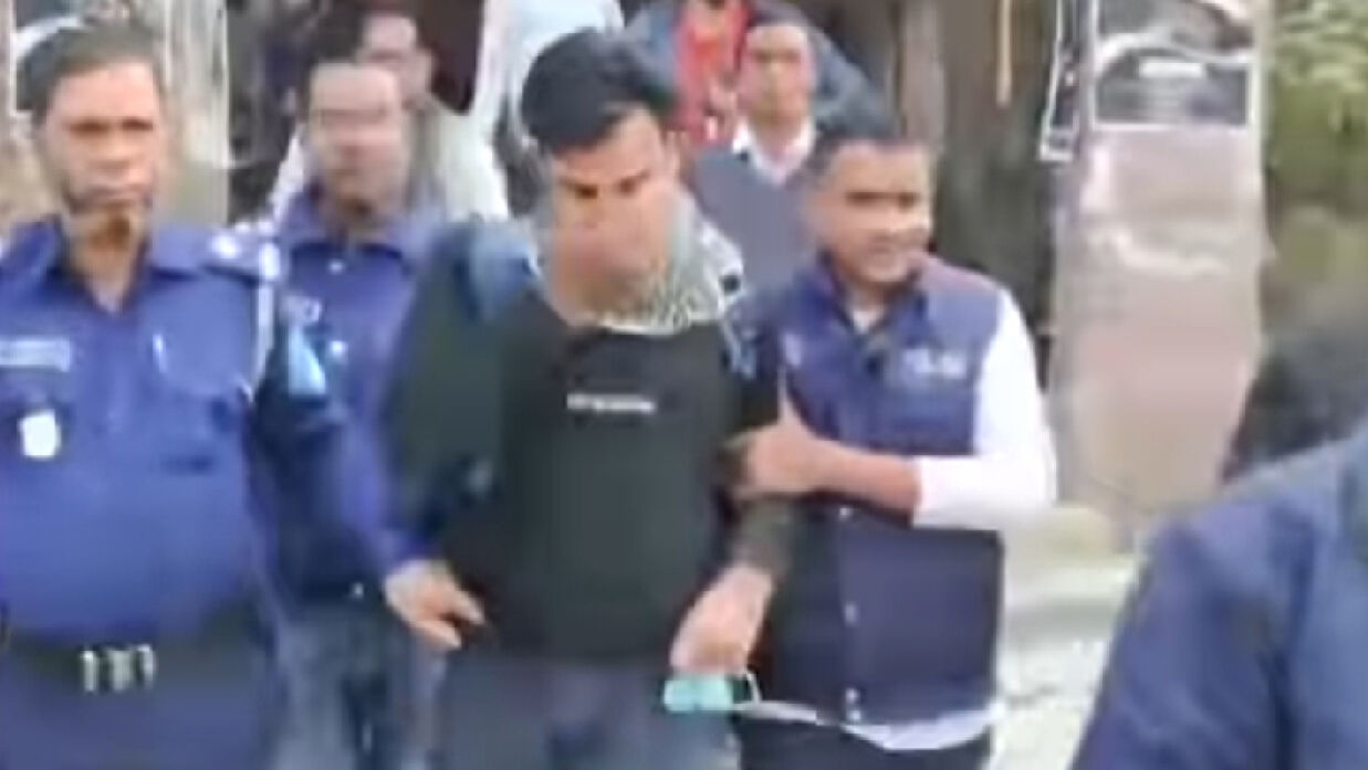 আটক ছাত্রলীগ নেতা