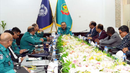 পুলিশে ইউনিট ভেদে থাকবে না পোশাকের ভিন্নতা