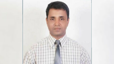 ছেলের ফলাফল জালিয়াতির ঘটনায় পরীক্ষা নিয়ন্ত্রক বাবার বিরুদ্ধে মামলা