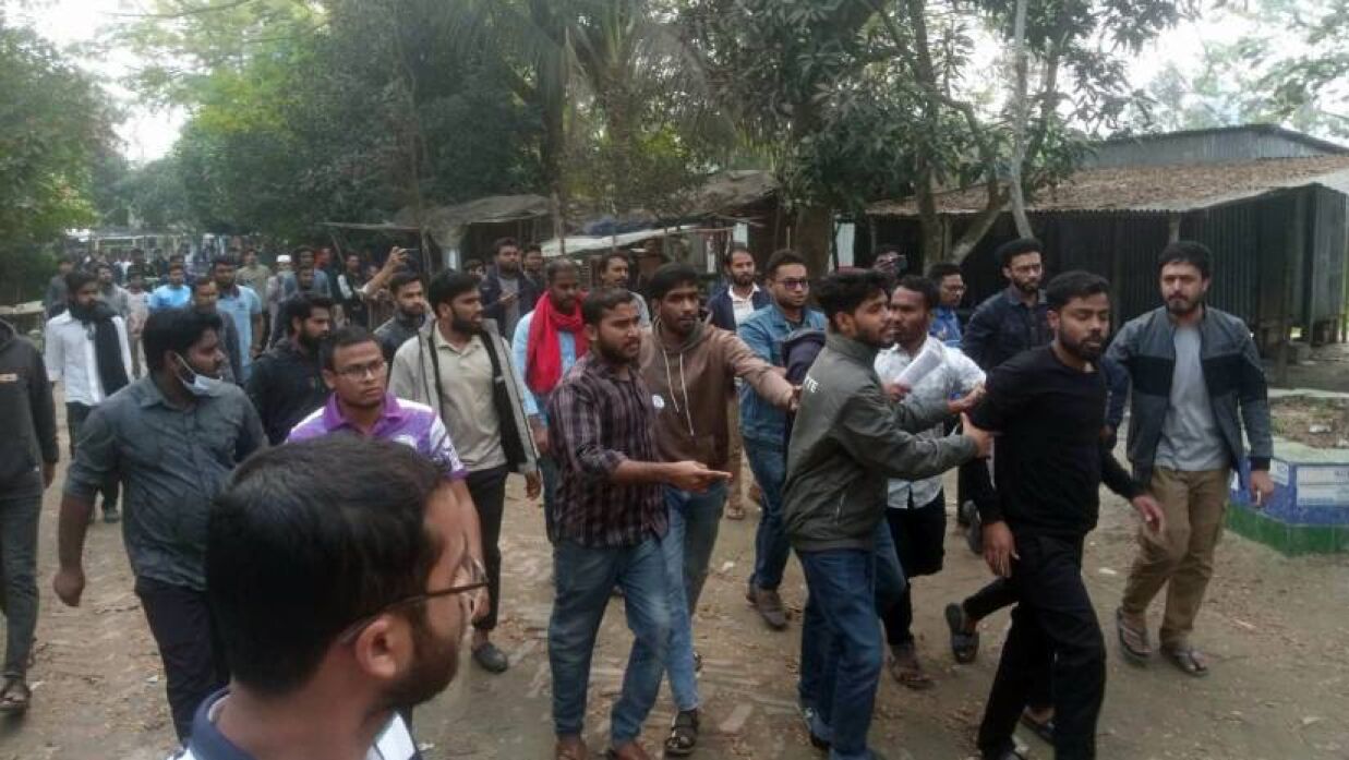 বশেমুরবিপ্রবিতে ‘জয় বাংলা’ স্লোগান দিয়ে হামলা, দুই সমন্বয়কসহ আহত ৪