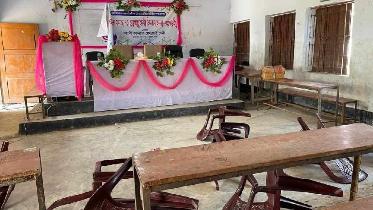 ফেনীতে স্বেচ্ছাসেবী সংগঠনের অনুষ্ঠানে হামলা-ভাংচুর