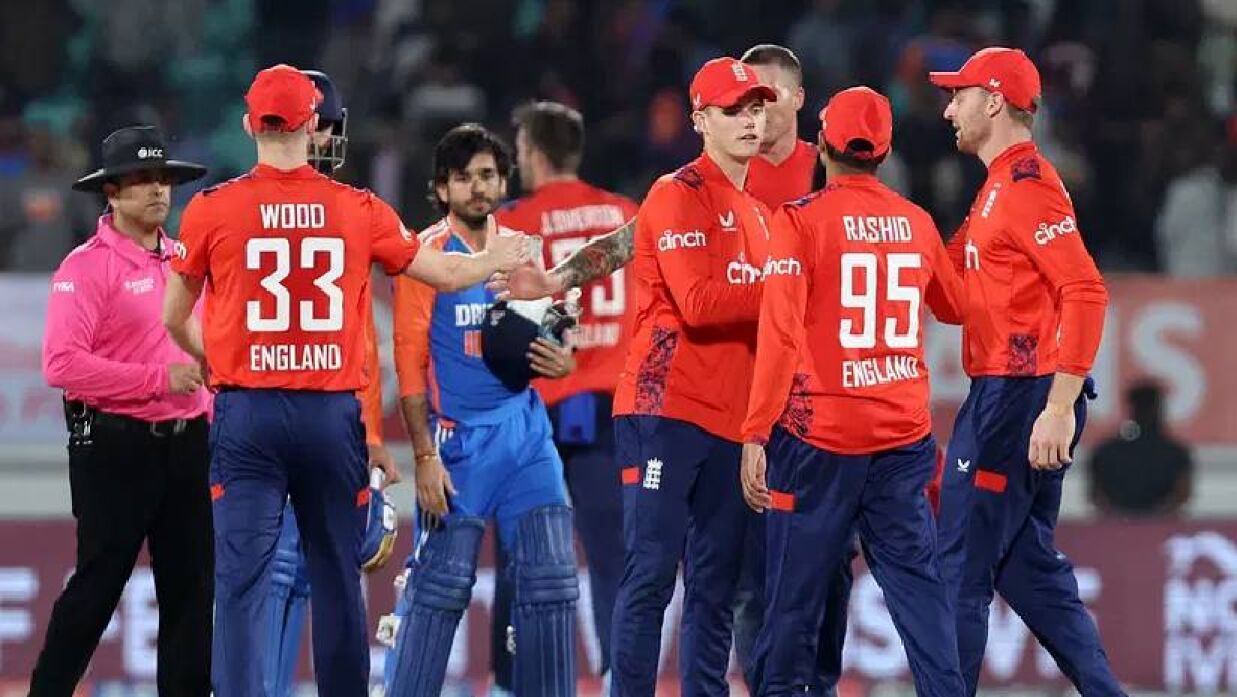 রাজকোটে ভারতকে হারিয়ে ব‍্যবধান কমাল ইংল্যান্ড