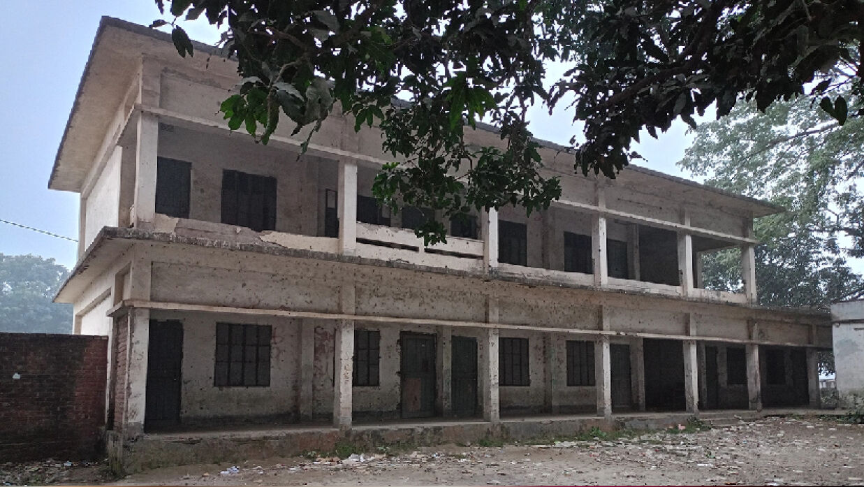 গোডাউন থেকে গায়েব ১৭ হাজারের বেশি নতুন বই