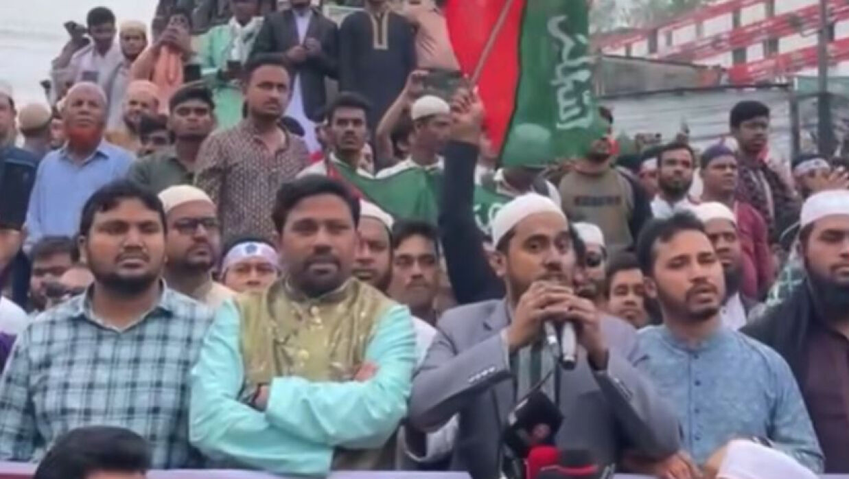 গণমিছিল শেষে চট্টগ্রাম মহানগরের সমাবেশ