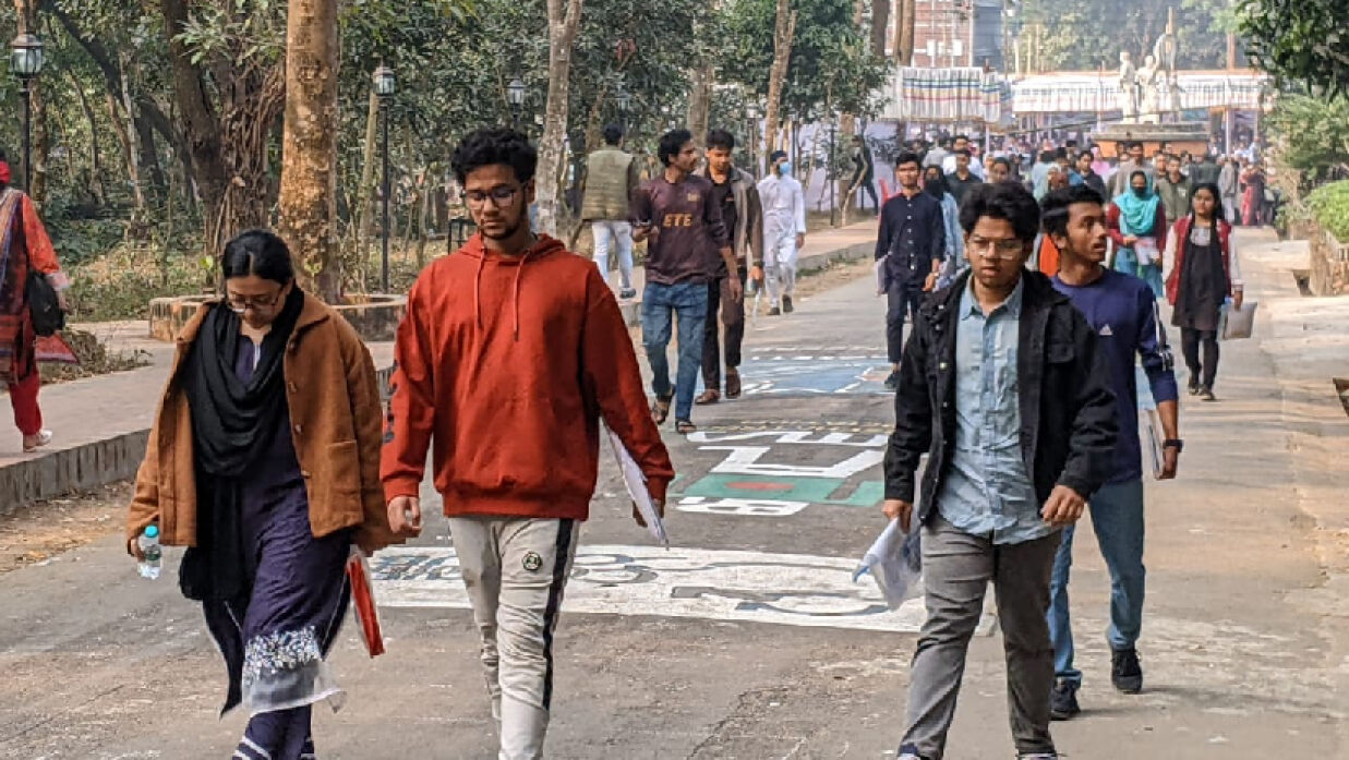 চুয়েটে ভর্তি পরীক্ষা অনুষ্ঠিত