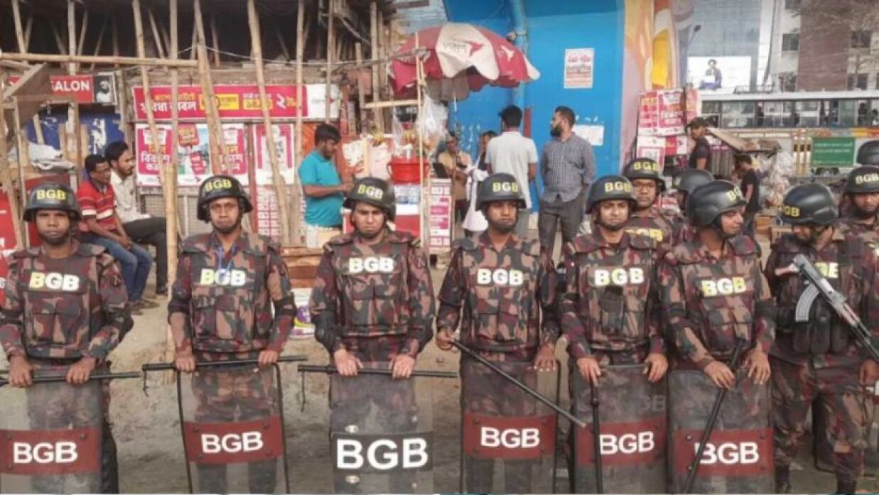 বিজিবি (বর্ডার গার্ড বাংলাদেশ) সদস্য মোতায়েন করা হয়েছে