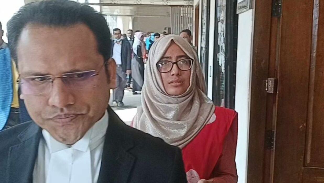 আন্দোলনে শহীদদের নিয়ে বিরূপ মন্তব্য: সেই ম্যাজিস্ট্রেট ঊর্মির বিচার শুরু 