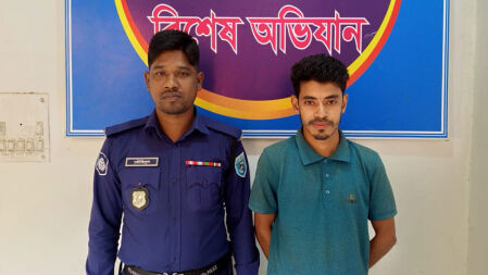 ছাত্রলীগ নেতা গ্রেপ্তার