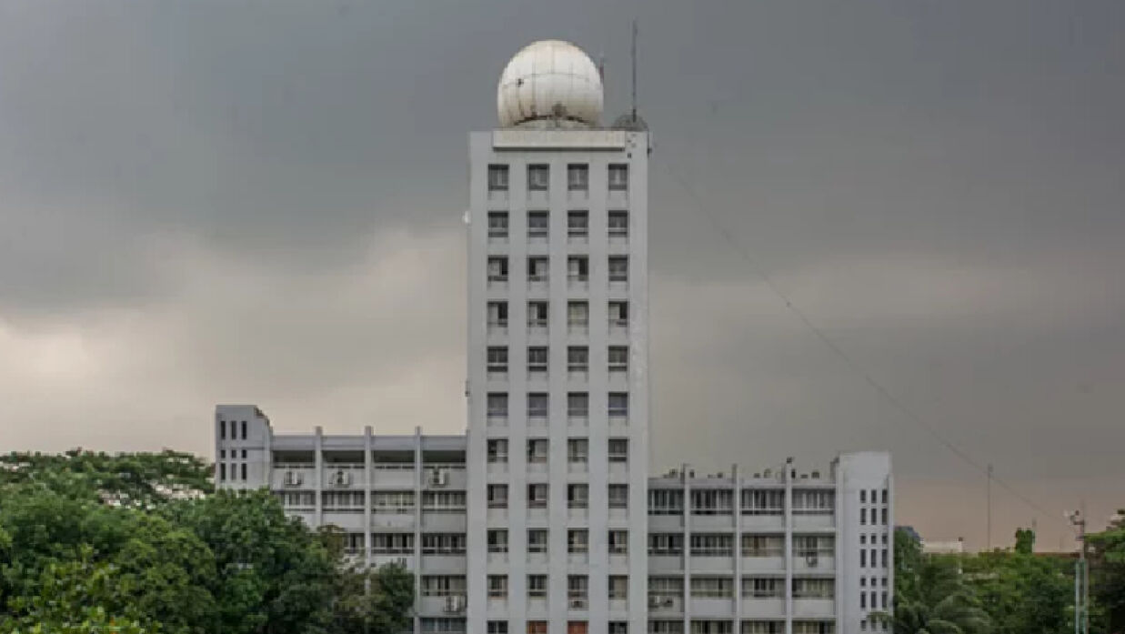 আগামী ২৪ ঘণ্টায় দিন ও রাতে তাপমাত্রা কমার পূর্বাভাস