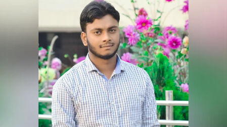 শেখ মুজিবের ম্যুরাল ভাঙা দেখে ফেরার পথে ছাত্রদল নেতা নিহত