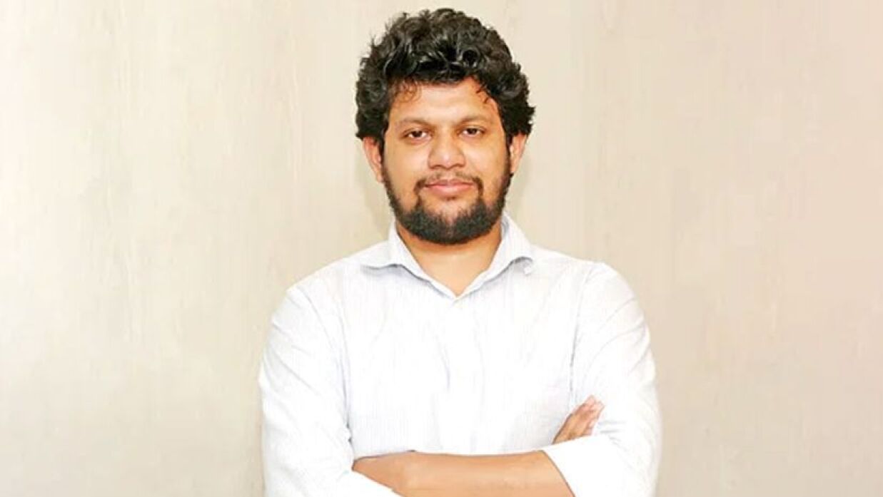 উপদেষ্টা মাহফুজ আলম