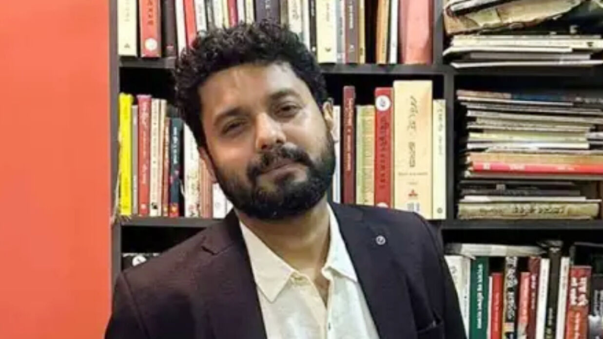 ভারতীয় সাংবাদিক অর্ক দেব