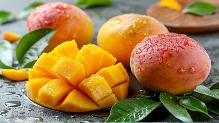 ফরমালিন তাড়াতে পানিতে কত সময় ভিজিয়ে রাখতে হবে ফলমূল-সবজি?