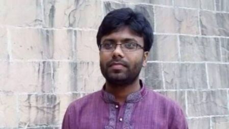 ১০ বছর পর ছাত্রত্ব ফিরে পেলেন জেলখানায় পরীক্ষা দিয়ে প্রথম হওয়া সেই রাবি শিক্ষার্থী