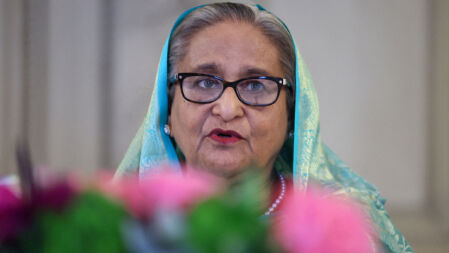 শেখ হাসিনা ফের লাইভে আসছেন আজ