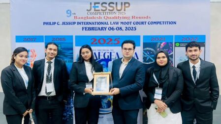 জেসাপ ইন্টারন্যাশনাল ল’ মুট কোর্ট প্রতিযোগিতায় কানাডিয়ান ইউনিভার্সিটির ৬ষ্ঠ স্থান অর্জন