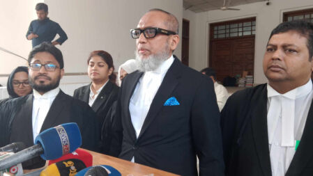 খালেদা জিয়ার জন্য প্রতীকী ক্ষতিপূরণ দাবি