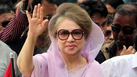 ১৮ বছর পর সব মামলা থেকে  নিস্কৃতি পেলেন খালেদা জিয়া