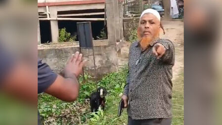 নারায়ণগঞ্জে প্রকাশ্যে ফাঁকা গুলিবর্ষণ, ভিডিও ভাইরাল