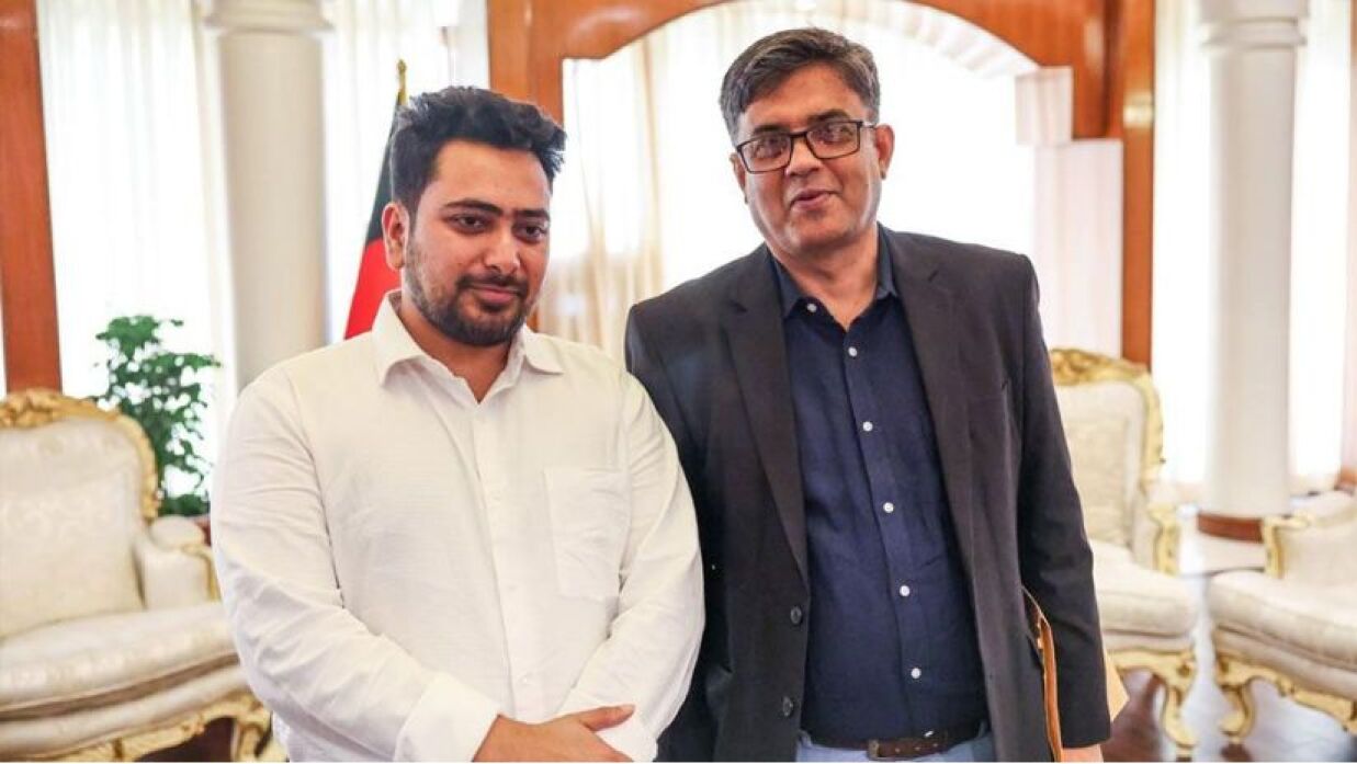 নাহিদ ইসলাম ও শফিকুল আলম
