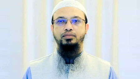 পবিত্র রমজানকে ‘ইবাদতের বসন্তকাল’ বললেন শায়খ আহমাদুল্লাহ, স্ট্যাটাস ভাইরাল