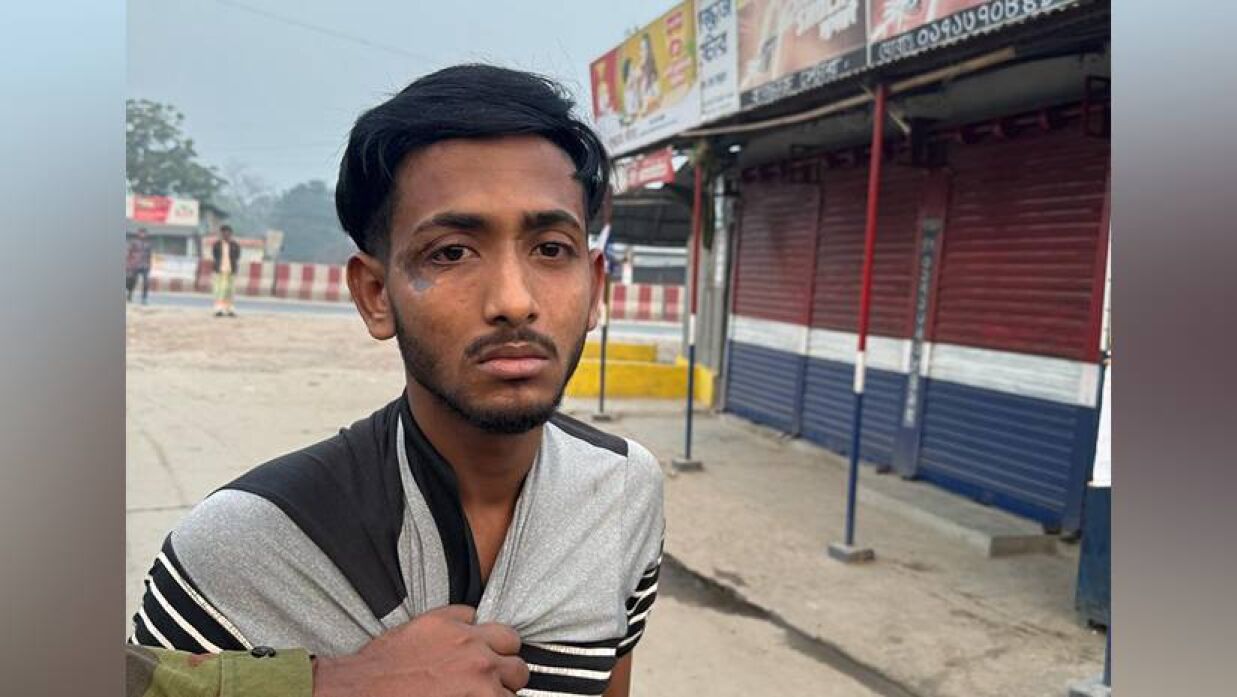 মাদক বিক্রিতে বাঁধা দেওয়ায় যুবককে তুলে নিয়ে কাটা হয় রগ, তোলা হয় চোখ