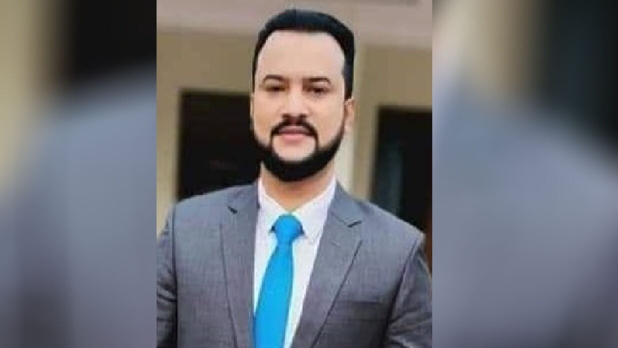 রিকশাচালককে মারধর করা সমাজসেবা কর্মকর্তা বরখাস্ত