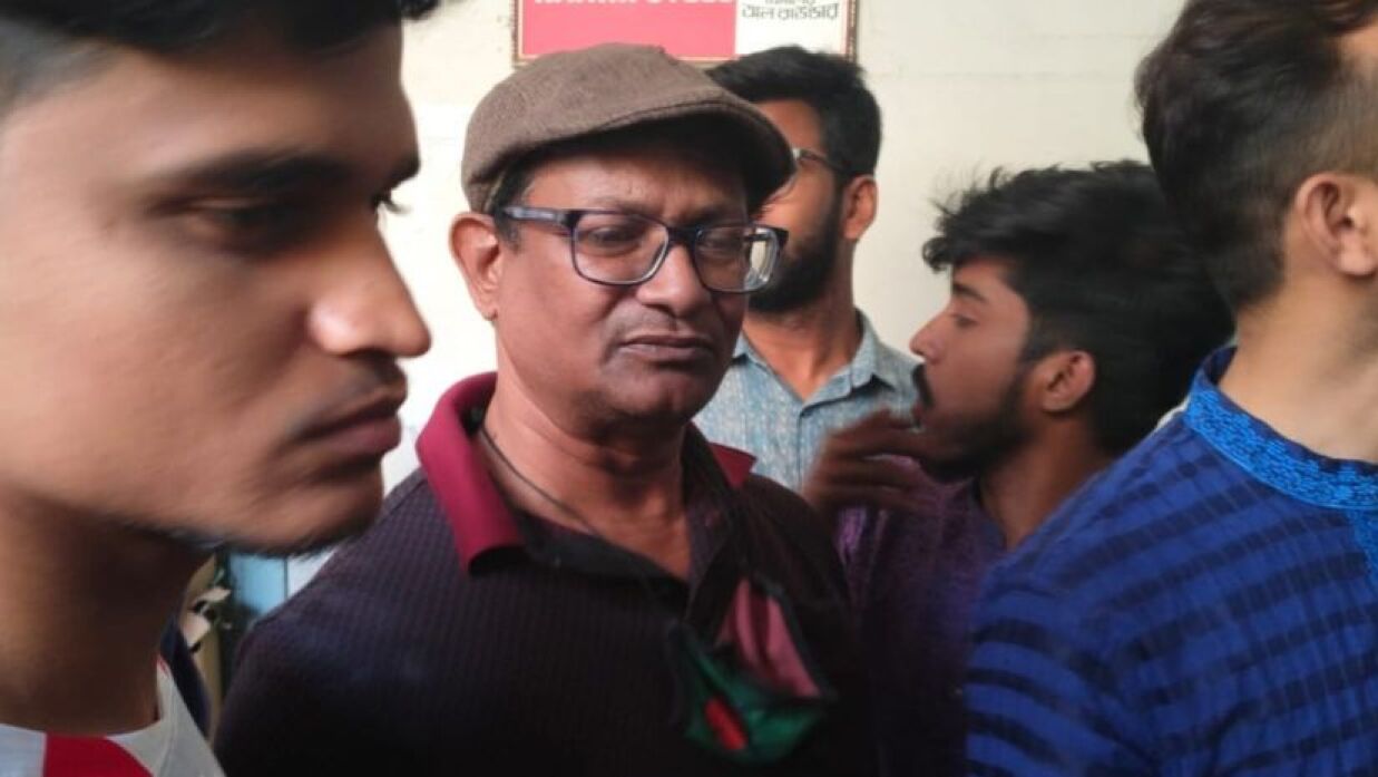 আটক অধ্যাপক মিল্টন বিশ্বাস