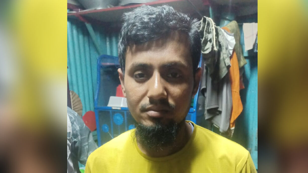 ট্রাক ড্রাইভার মো. টিটন ইসলাম