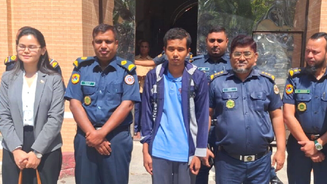 নেপালী যুবক রাম রিশি চৌধুরী 