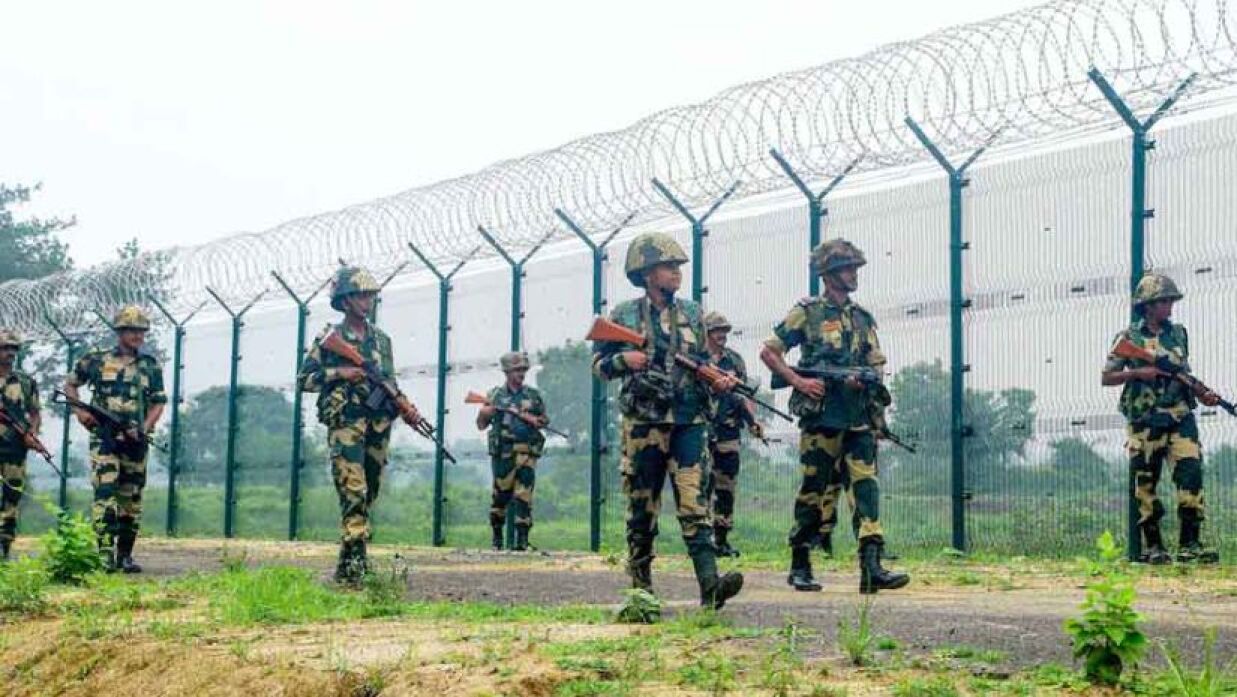 সীমান্তে টহল