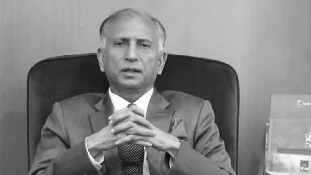 ড. আ আ ম স আরেফিন সিদ্দিক