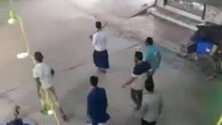 নাটোরে বিএনপি-জামায়াতের সংঘর্ষে আহত ৫